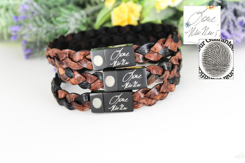 Personalisiertes Lederarmband, Handschrift Schmuck, Erinnerung, Trauzeugen Geschenk, Fingerabdruck Manschette, geflochtenes Leder, individuelles Armband, Hochzeit Bild 2