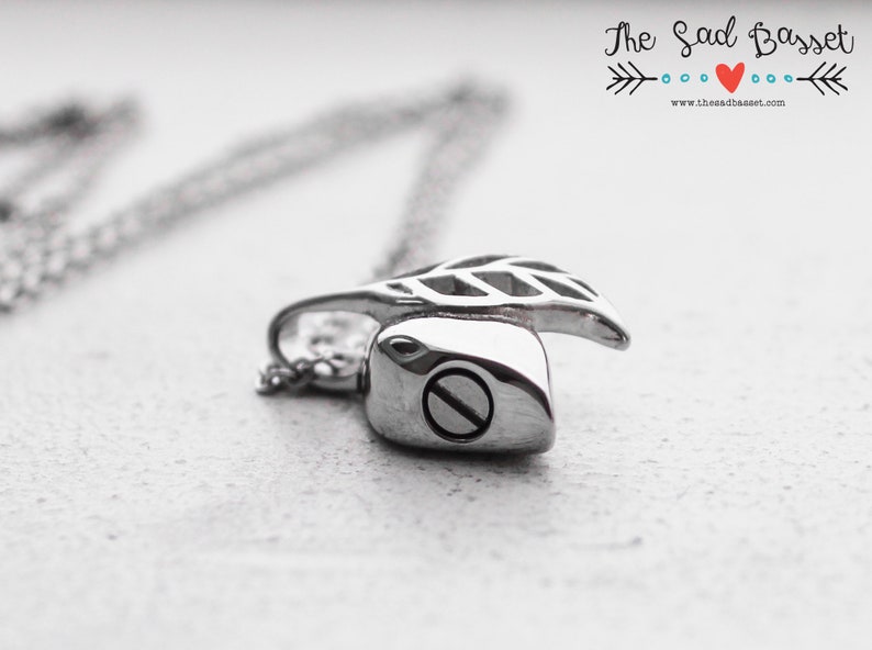 Leaf Urn Necklace Leaf Urn Jewelry Unique Cremains Pendant Memorial Pendant Nature Jewelry