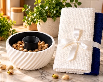 Pistachio Bowl with Shell Storage, for Nuts and Sunflower Seeds, 3D Printed, Removable Insert
