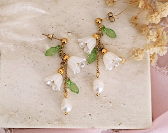 Lily of the Valley Cottagecore Earrings, Fairycore Fae Earrings, Floral Fairy Jewelry, Dangle Flower Earrings