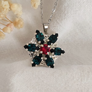 Anastasia Silver version ENGRAVED Necklace Together in Paris EMERALD M