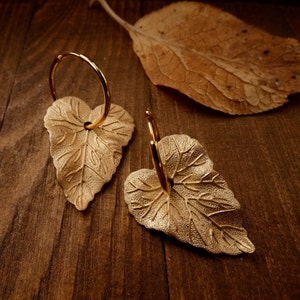 Cottagecore Ivy Leaf Hoops Earrings, Autumn Core Earrings, Fairycore earrings, Fairy Garden Cottagecore Aesthetic // INCANTUS HEDERAE
