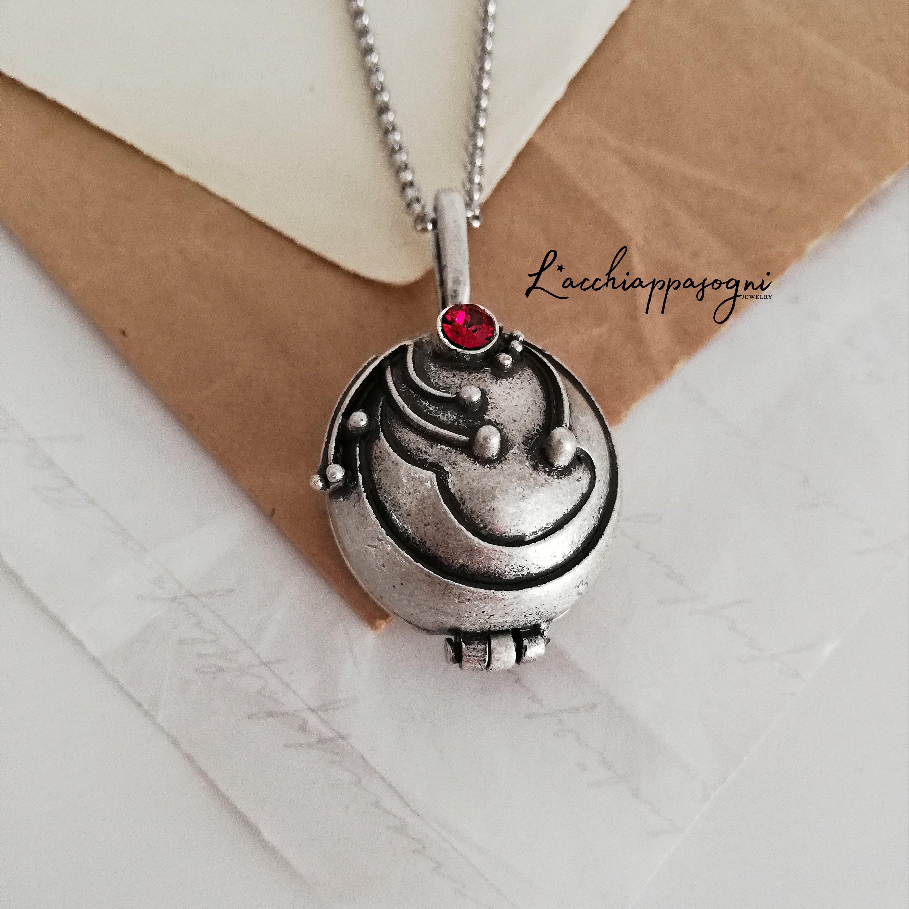 Elena Gilbert Inspired Vervain Locket 