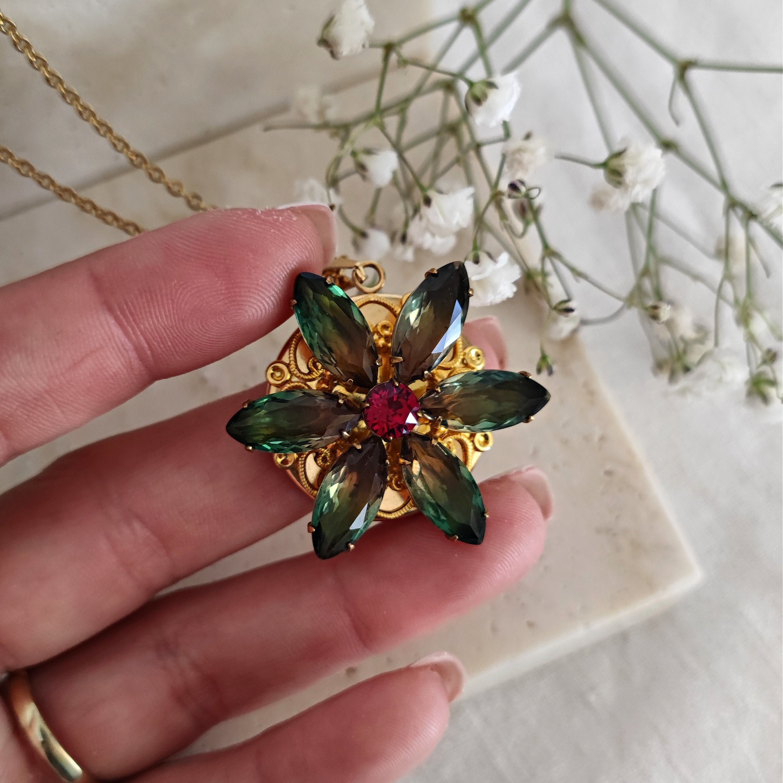 Etsy anastasia shop necklace