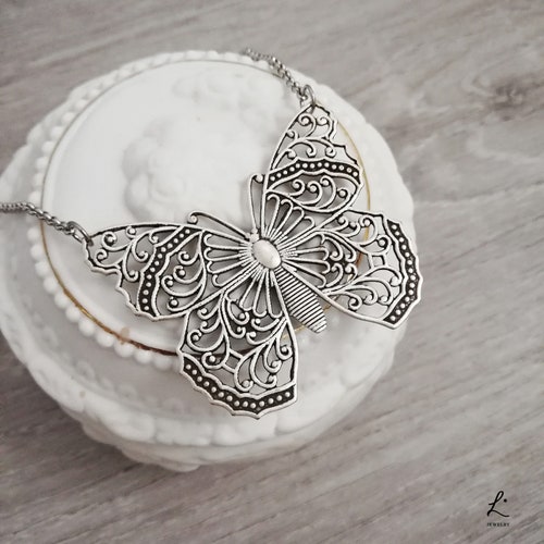 Mamma Mia 2 Inspired Butterfly Donna Necklace Etsy UK