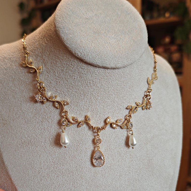 Regency Era Perlen Choker: Cubic Zirkonia Blätter, Bygone Glamour, Gold oder Silber // DIAMANT Gold