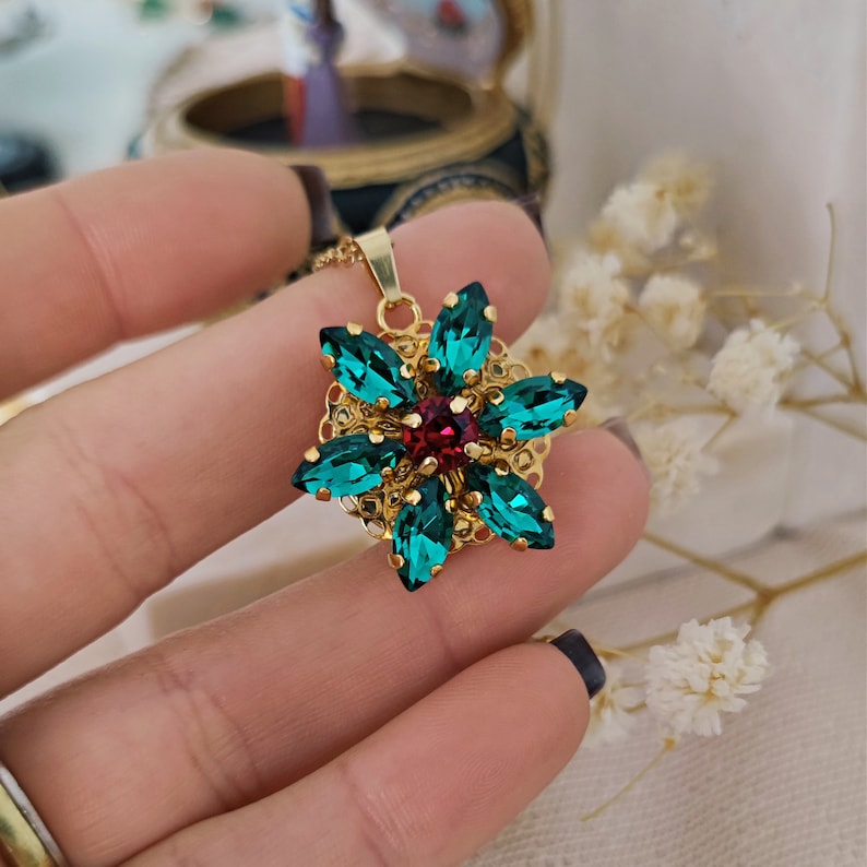 Anastasia Engraved Necklace Together in Paris Aurora Light Emerald M image 2