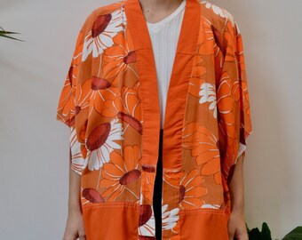 Vintage Orange Daisy Robe