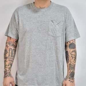 Vintage Fruit of The Loom Heather Grey Thin Plain Single Stitch Pocket Tee