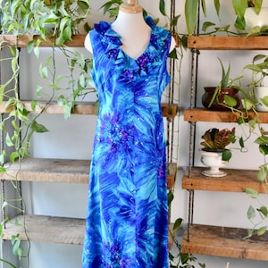 Vintage Blue Tropical Ruffle Collar Maxi Dress