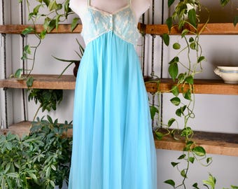 Vintage 60s Aqua Nylon Nachthemd - Size Small