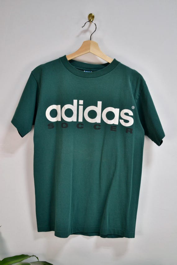 Camiseta de futebol vintage Adidas dos anos 80/90 com costura