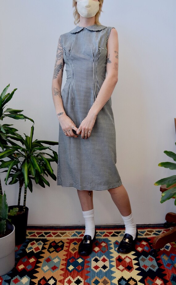 Vintage 1960's Houndstooth Peterpan Collar Dress