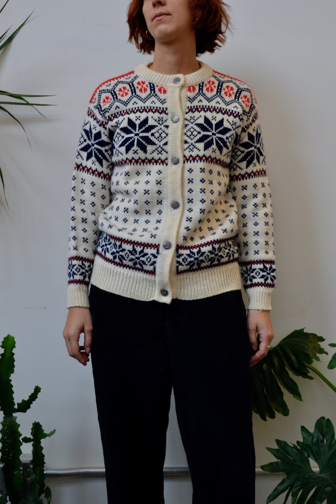 V Neck Cardigan Snowflake Embroidered