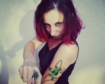 Ingress enlightened armband, Ingress jewelry, Ingress swag, Ingress arm cuff, geekery, geek gifts, gamer girl jewelry, green arm bracelet