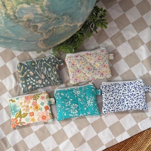 Floral Fabric Coin Pouch | Small Keychain Wallet | Handmade Gift for Her | Mini Wallet | Card Holder | Purse Organizer | Travel Pouch