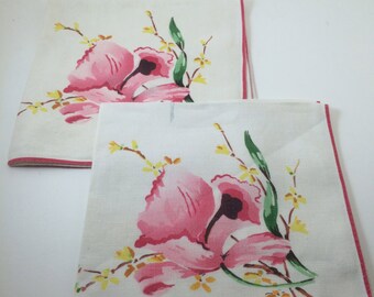 flower napkin linen 1940s fabric pink set of 2 cottage chic handkerchief prairie French romantic retro kitchen soft vintage linens dinner