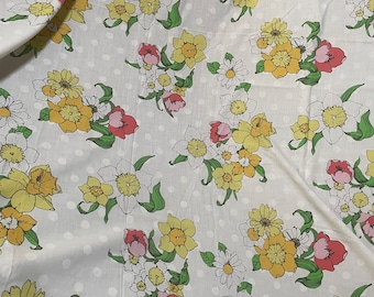 daffodil flower power polka dot pattern Vintage flat double bed sheet Wondercale Springmaid linens bedsheet bedroom hippie boho style 70s