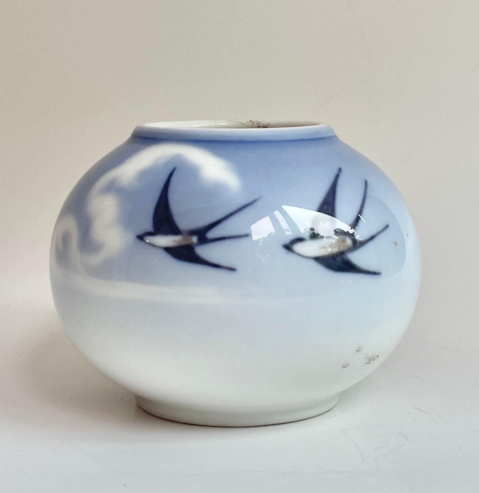 Royal Copenhagen Round Vase/ Swallows/ Vintage/ Birds