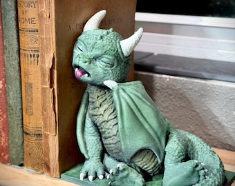 Sleepy Dragon Bookend