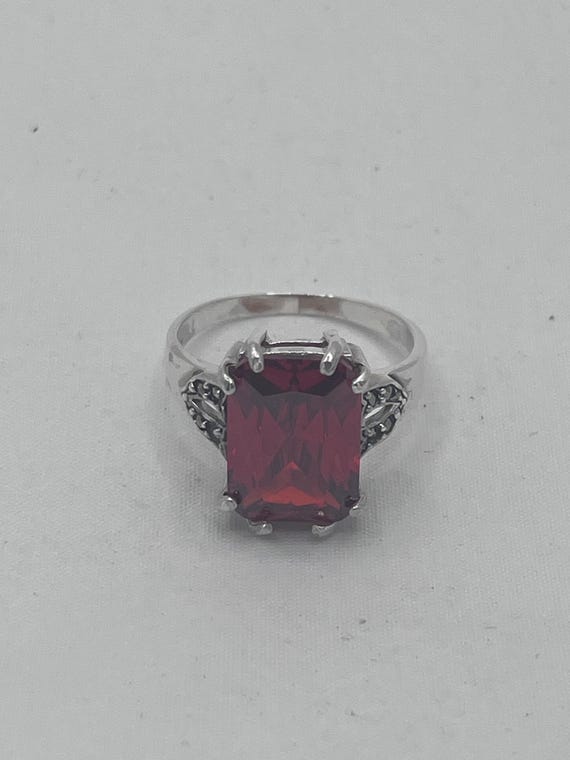 Vintage Sterling Silver Ring with Ruby Red Gem - image 3