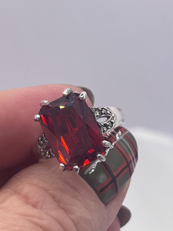 Vintage Sterling Silver Ring with Ruby Red Gem - image 1