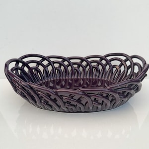 Primo'Gi Cannuccia Weave Pattern Ceramic Woven Bread Basket Dark Purple Italy
