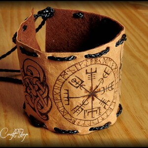 NORSE BRACELET para brazo o muñeca con vegvisir y decoraciones, para hombre y mujer, totalmente hecho a mano y personalizable imagen 1