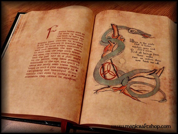 Libro delle ombre streghe DELUXE con pagine ORIGINALI in ITALIANO  dimensioni grandi 31x22 cm wicca rituali demoni incantesimi -  Italia