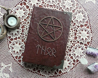 Pentacle diary grimoire book of shadows - A5 medium size 22x16 cm - wicca pagan diary magic mirror book grimoire bos blank pages witch spell