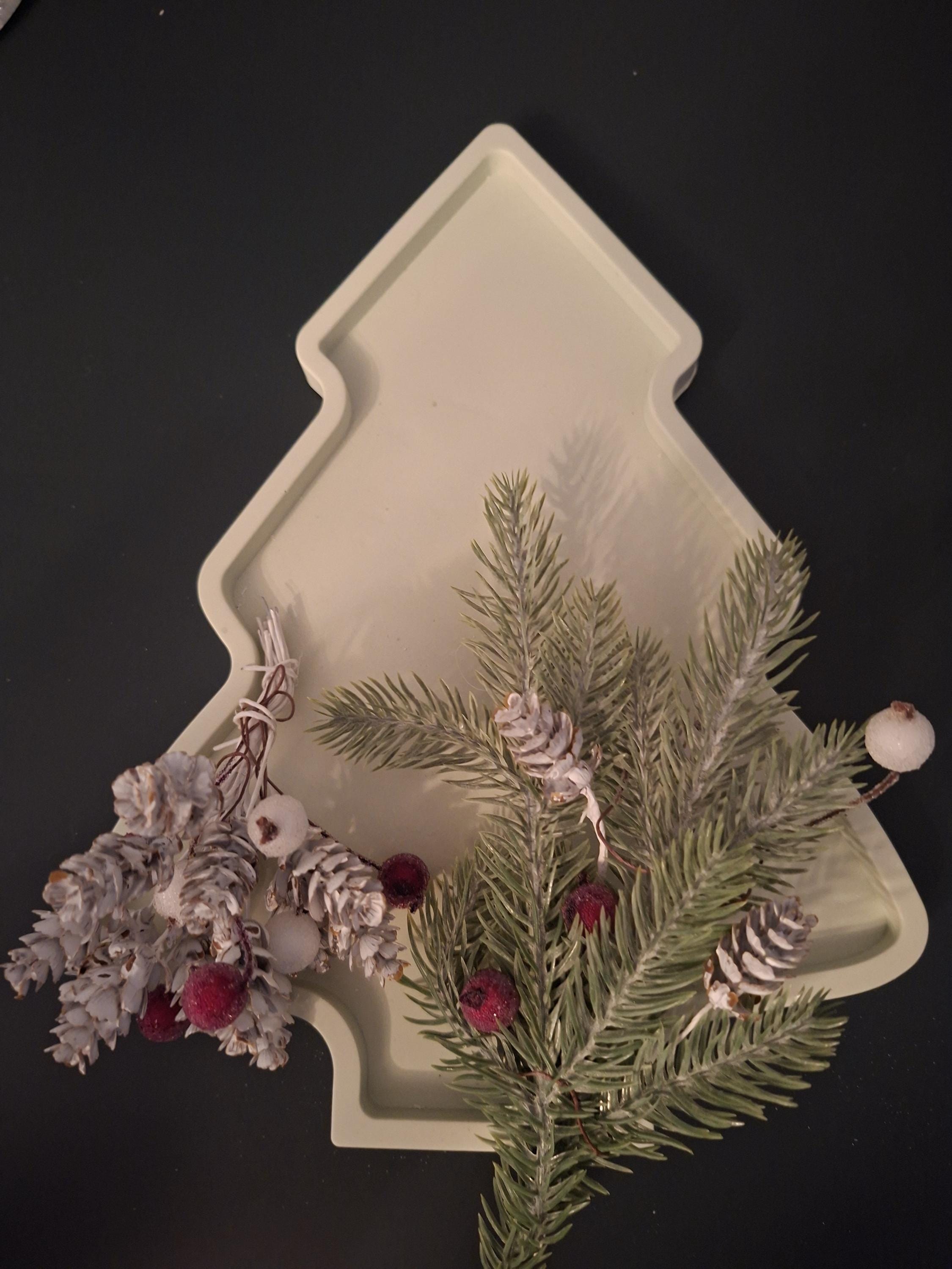 Eco-Resin Christmas Tree Centrepiece Set with Tray and Three Freestanding Trees, Custom Colours (Scotland)