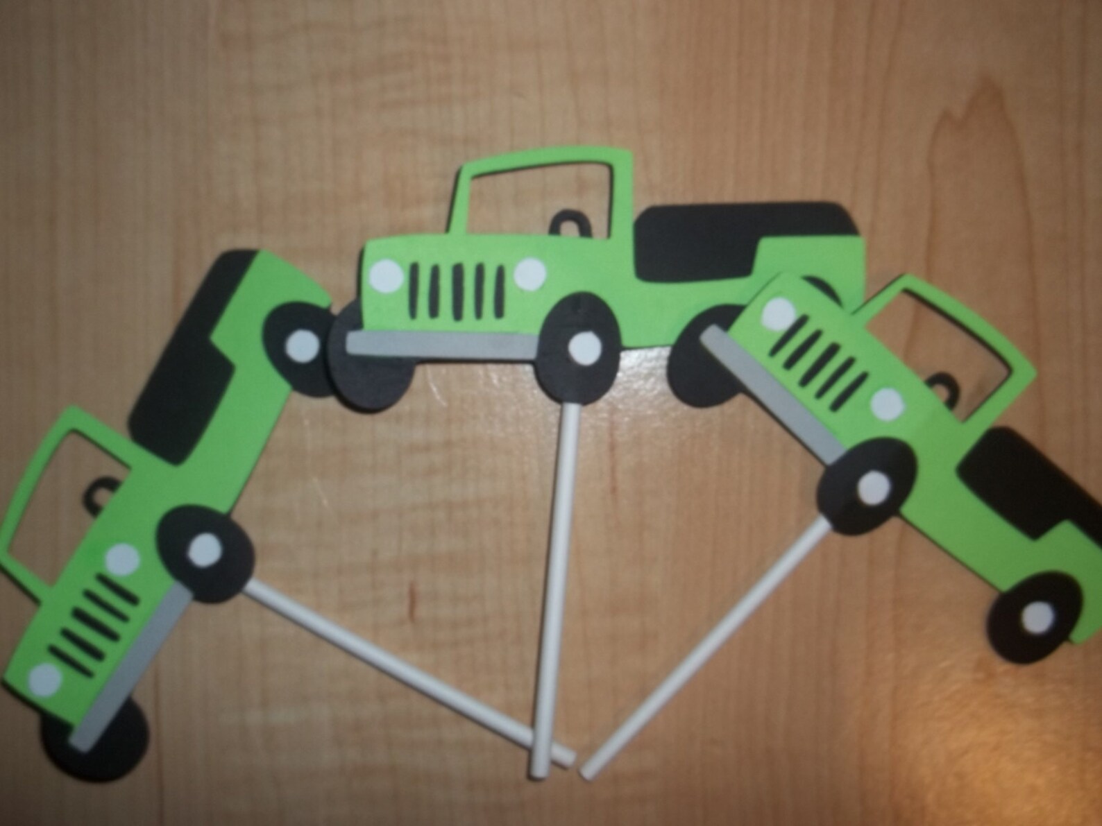 12 Pcs Green Jeep Cupcake Toppers Set Made to Order Etsy