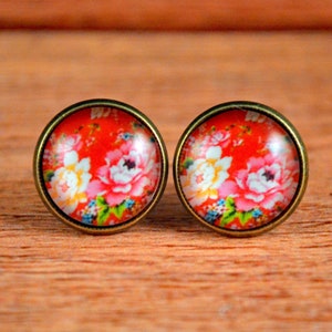 Floral Studs, Elegant Earrings, Botanical Jewelry, Botanical Studs, Red Flower Earring, Red Floral Posts, Red Floral Jewelry, Elegant Studs