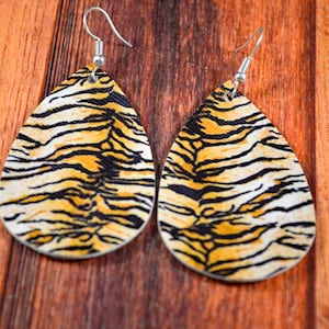 Animal Print Earrings, Tiger Print Earrings, Tiger Earrings, Orange Tiger, White Tiger, Cute Tiger Earrings, Tiger Posts, Faux Tiger Leather