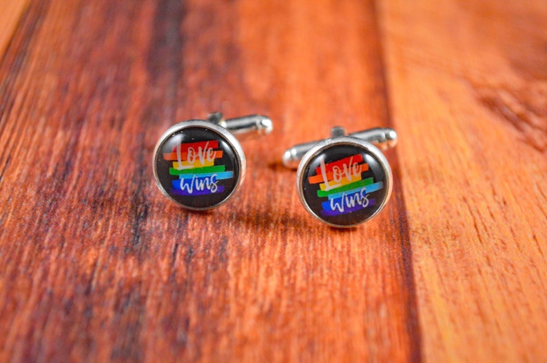 GAY PRIDE  CUFFLINKS MANUFACTURERS DIRECT PRICES !!! 