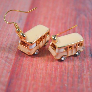 Van Earrings, Van Jewelry, 70s Earrings, 70s Jewelry, Retro Car Earrings, Retro Car Jewelry, Beach Earrings, Beach Jewelry, Retro Earrings