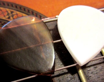 Set of 2 Horn & Bone Jazz Picks - 1mm Precision Jazz Shape - Beautiful Feel and Sound - Acoustic Guitar, Mandolin, Ukulele