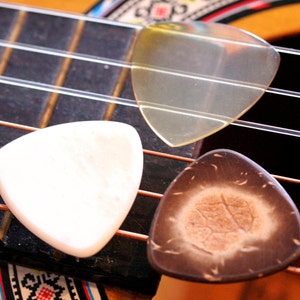Set of 3 Natural Organic Guitar Picks - Buffalo Horn, Buffalo Bone, Coconut Shell - Natural Tones - Acoustic Guitar, Mandolin, Ukulele