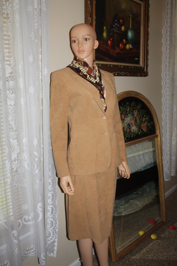 Vintage 70's Adolph Shuman for Lilli Ann Camel Col