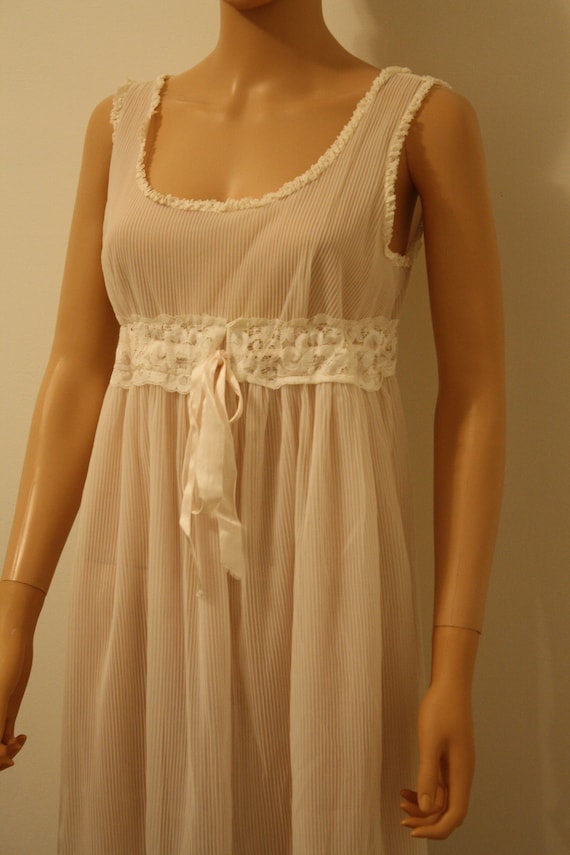 Vintage MINT LINGERIE Double Chiffon Nightgown Ro… - image 1
