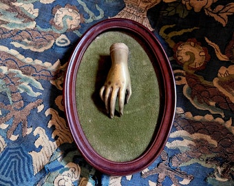 Antike Bronze-Damenhand-Skulptur als Schreibtischaccessoire