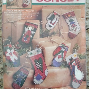 Poinsettia Stocking Needlepoint Christmas Kit Cheryl Ruehle 5 5066 Jiffy  Sunset -   Needlepoint christmas stockings, Needlepoint christmas, Needlepoint  christmas stocking kits