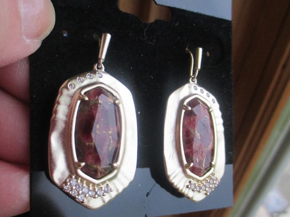 Kendra scott deals goldstone earrings
