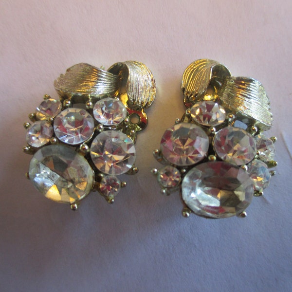 Vintage LISNER Gold Rhinestone Clip On Earrings, Designer Clip Ons, Gift For Her, Bridal, Wedding, Any Special Occasion