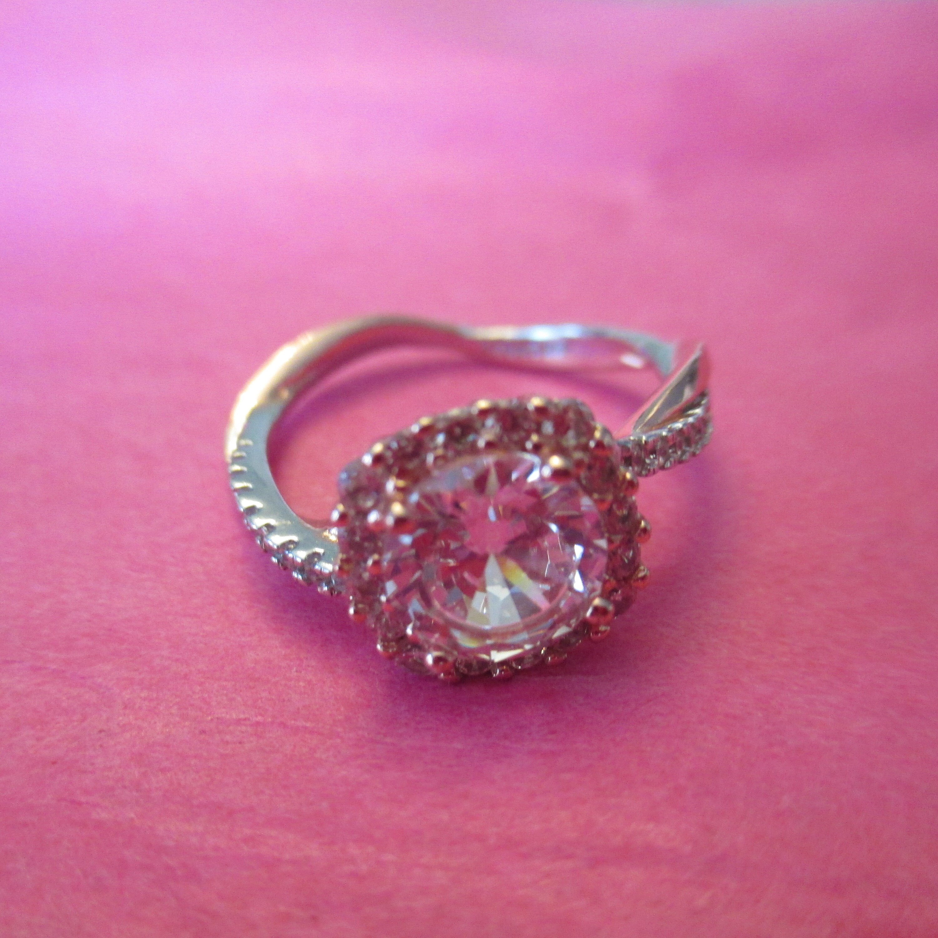 Ring, Lovely 925 1BB CN 925 Ring Twisted CZ Band and Square