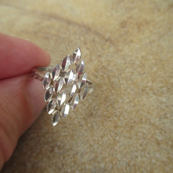 925 Sterling Silver Triangular Diamond Cut Ring, … - image 6