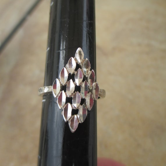 925 Sterling Silver Triangular Diamond Cut Ring, … - image 4