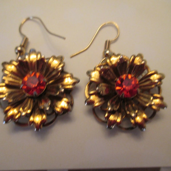 Pretty Orange Rhinestone Earrings in a Floral Leaf Gold Tone Setting, Nice Gift for Anyone, Gold Earwires Attached