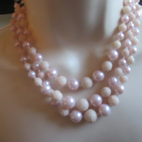 Dusty Pink Vintage JAPAN Three Strand Pink Faux P… - image 7