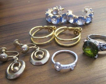 Jewelry Lot - Bits and Bobs of Two Rings. One Green Stone SZ 8 Ring, Size 6 Key Ring, Clip On Hoops, Screwback Dangle and Blue Hoops
